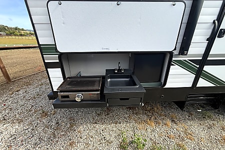 Travel trailer