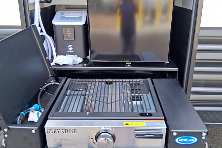 Travel trailer