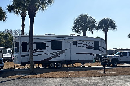 Fifth-wheel