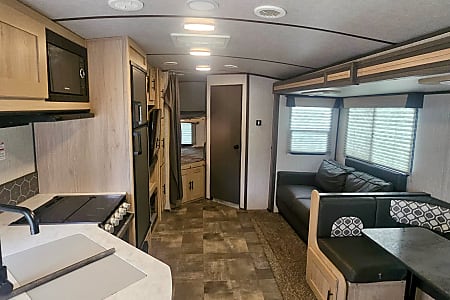 Travel trailer