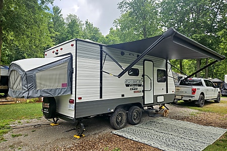 Travel trailer