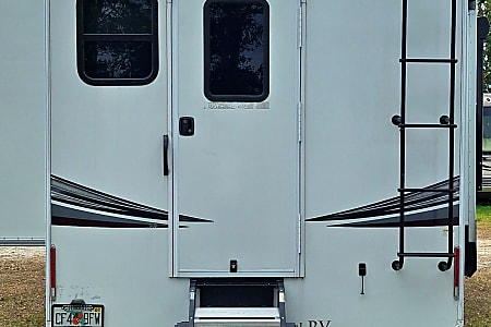 Fifth-wheel