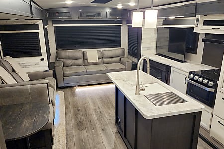 Travel trailer