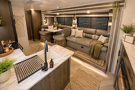 Travel trailer