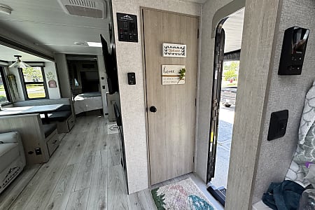 Travel trailer