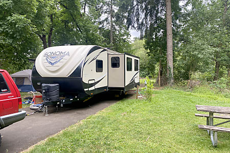 Travel trailer
