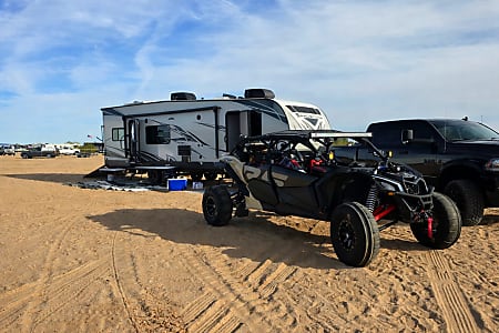 Toy hauler