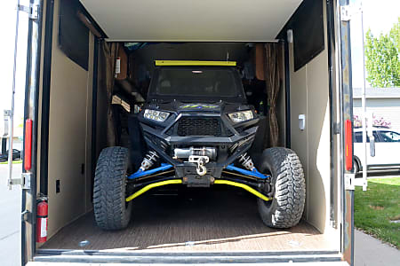 Toy hauler