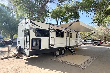 Travel trailer