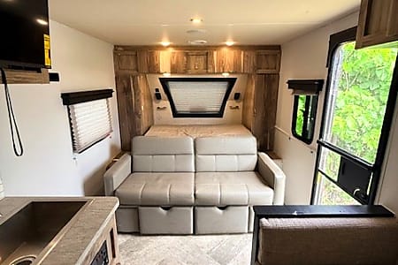Travel trailer