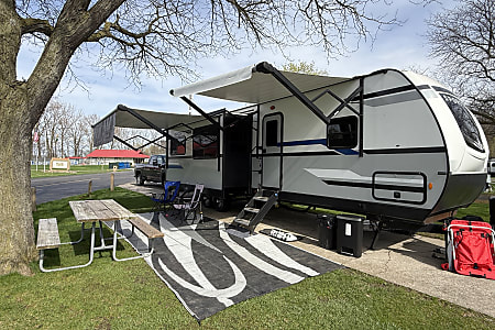 Travel trailer