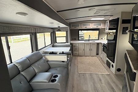 Travel trailer
