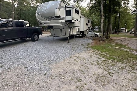 Fifth-wheel