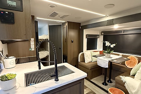 Travel trailer