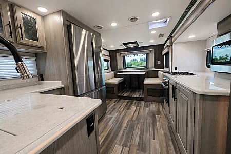 Fifth-wheel