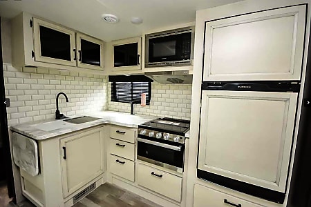 Travel trailer