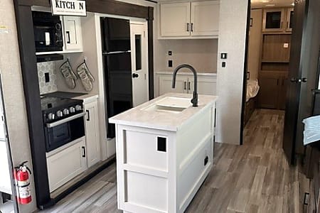 Travel trailer