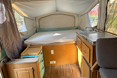 Folding trailer