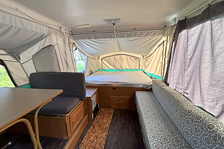 Folding trailer