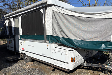 Folding trailer
