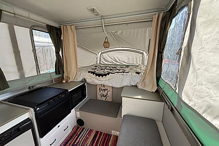 Folding trailer