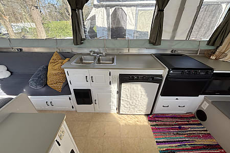 Folding trailer