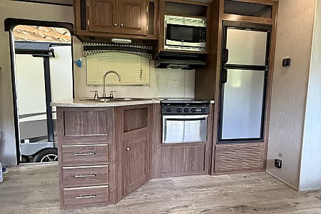 Travel trailer