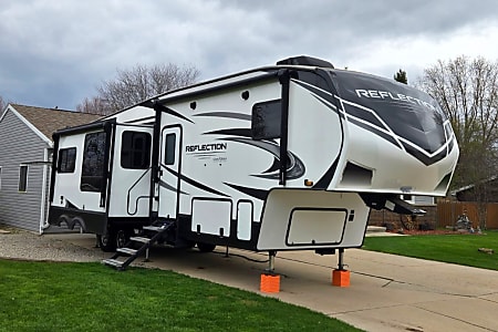 Fifth-wheel