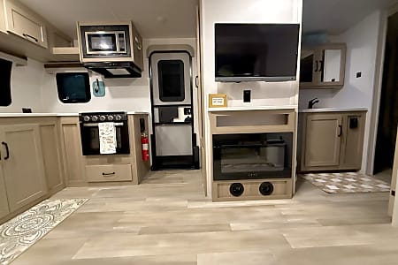 Travel trailer