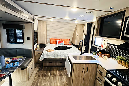 Travel trailer