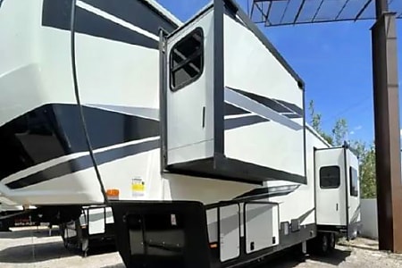 Fifth-wheel