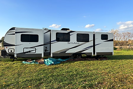 Travel trailer