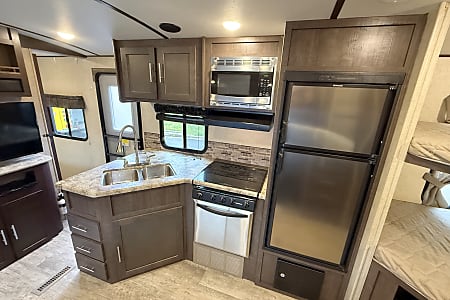 Travel trailer