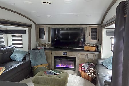 Fifth-wheel