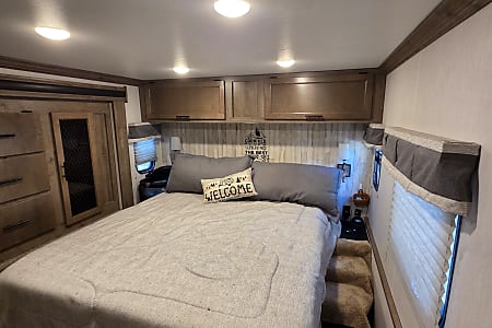 Fifth-wheel