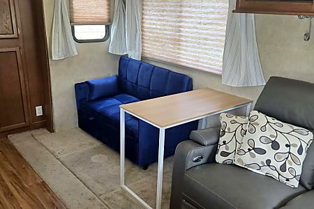 Travel trailer