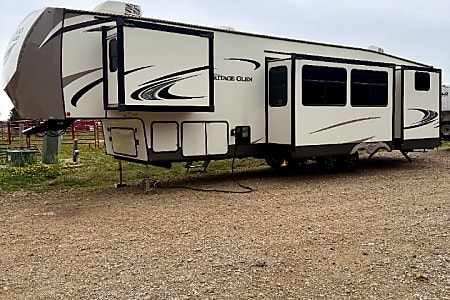 Fifth-wheel