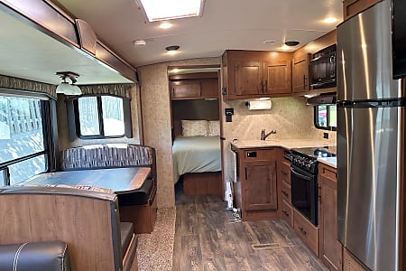 Travel trailer