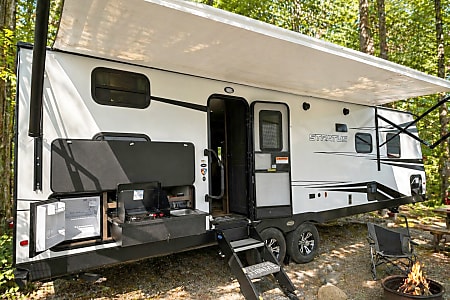 Travel trailer
