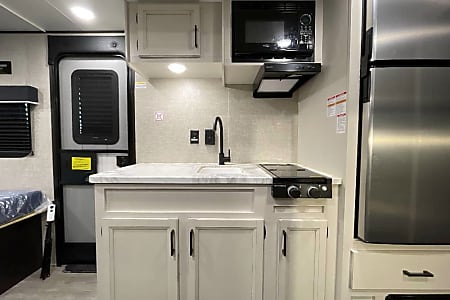 Travel trailer
