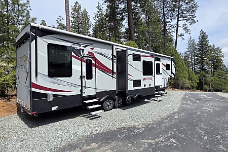 Fifth-wheel