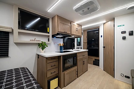 Travel trailer