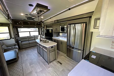 Fifth-wheel