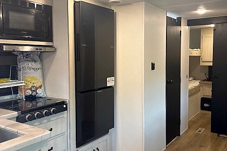 Travel trailer