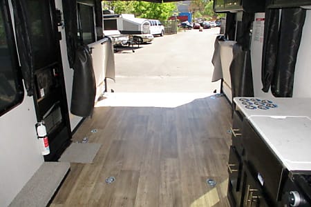 Toy hauler