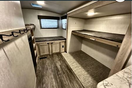 Fifth-wheel