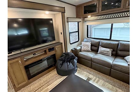 Fifth-wheel