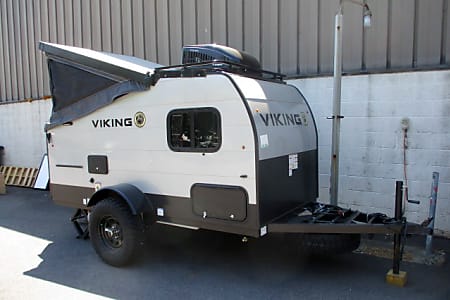 Folding trailer