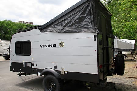 Folding trailer