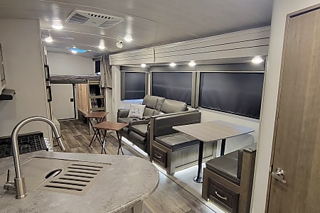Travel trailer